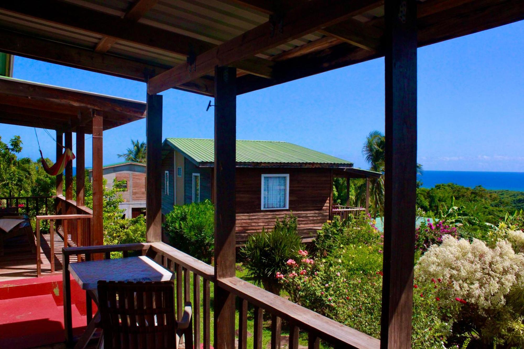 Big Sky Lodge Crochu Exterior foto